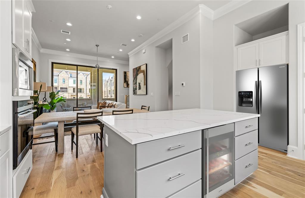 InTown at Las Colinas Station - Residential