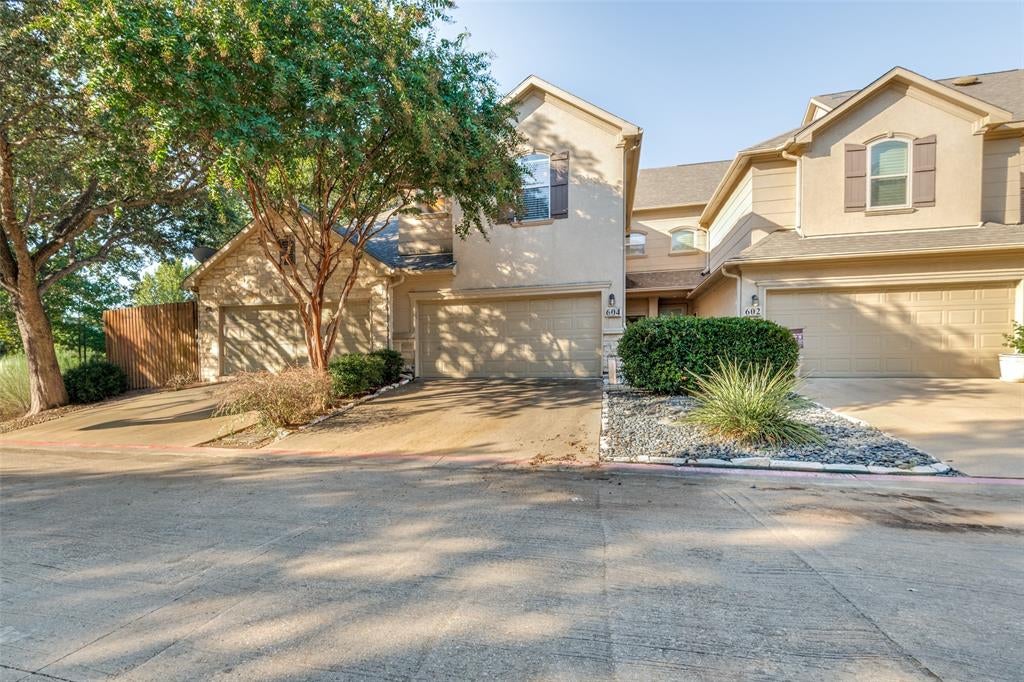 604 Jamboree Way