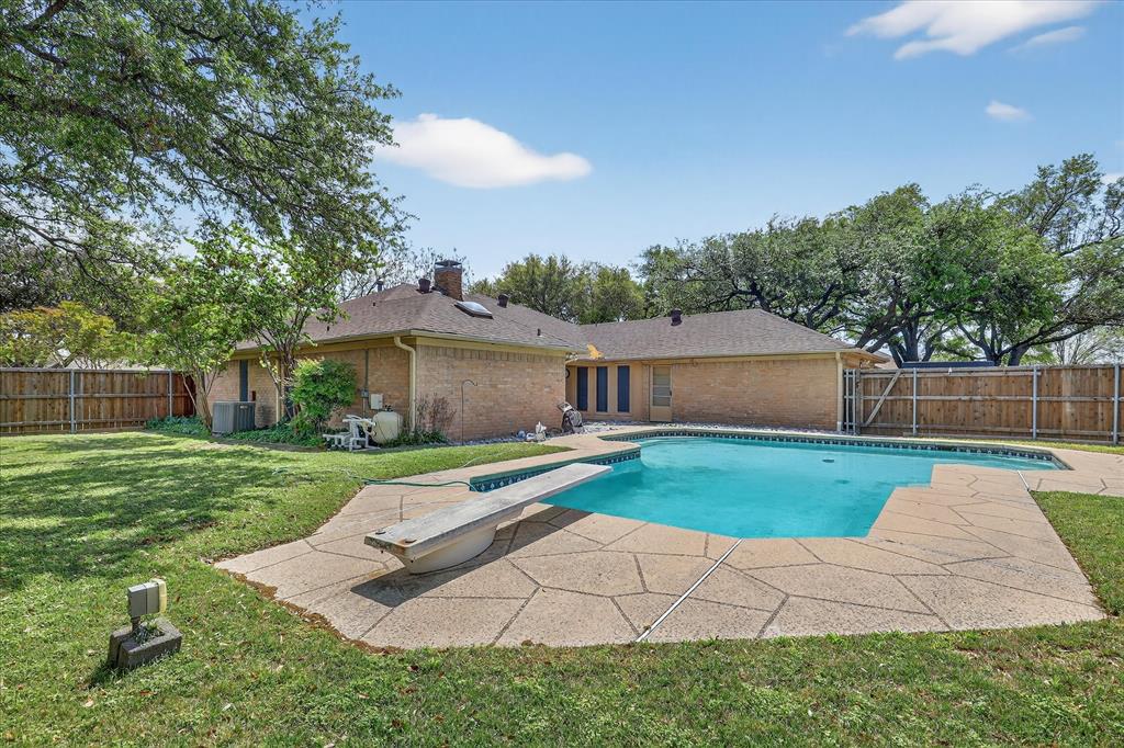 900 E Berkeley Drive