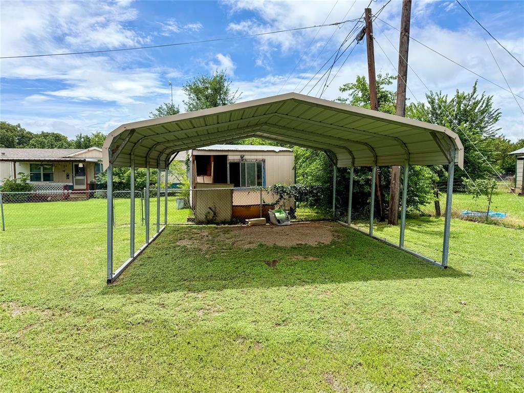 439 Live Oak Loop
