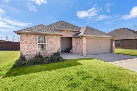 Tiny photo for 1516 Running Brook Court, Kaufman, TX 75142 (MLS # 21197595)