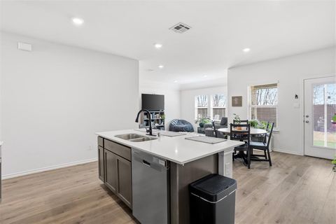 Tiny photo for 1516 Running Brook Court, Kaufman, TX 75142 (MLS # 21197595)