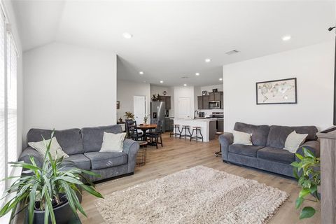 Tiny photo for 1516 Running Brook Court, Kaufman, TX 75142 (MLS # 21197595)