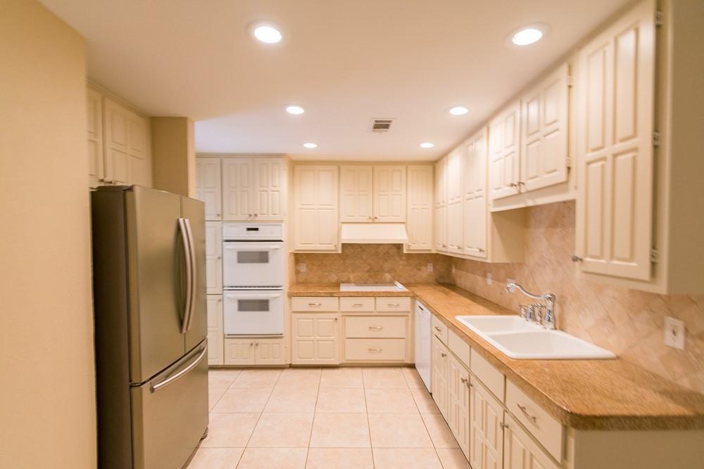 Midway Mdws Rev - Residential Lease