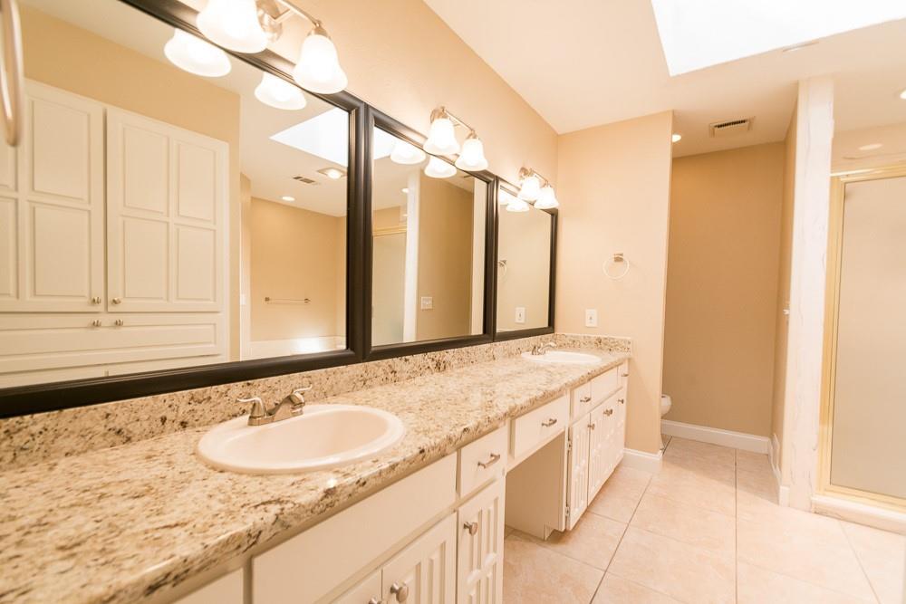 Midway Mdws Rev - Residential Lease