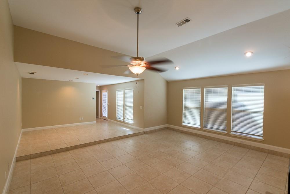 Midway Mdws Rev - Residential Lease