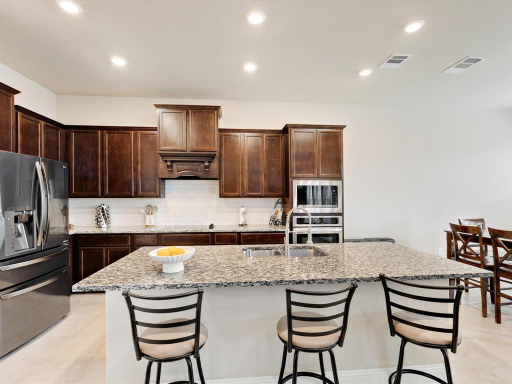 Woodridge Estates Ph - Residential