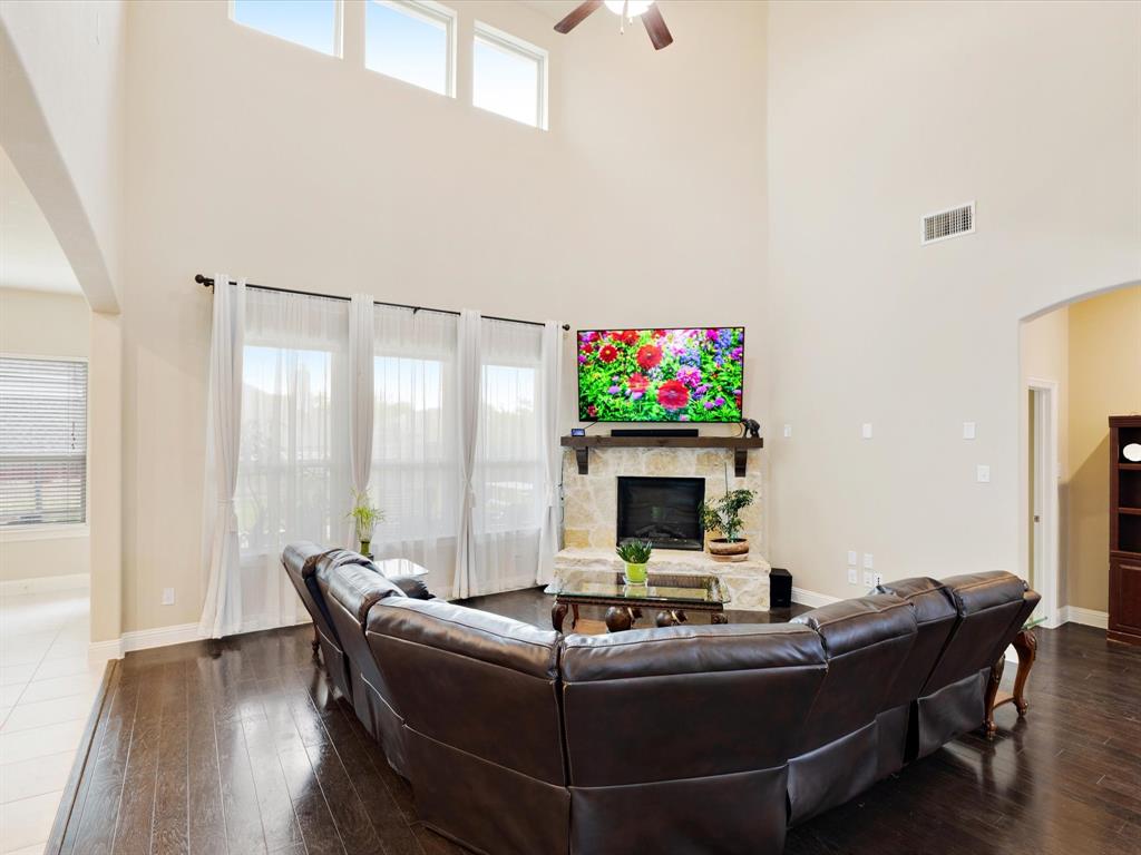 Woodridge Estates Ph - Residential