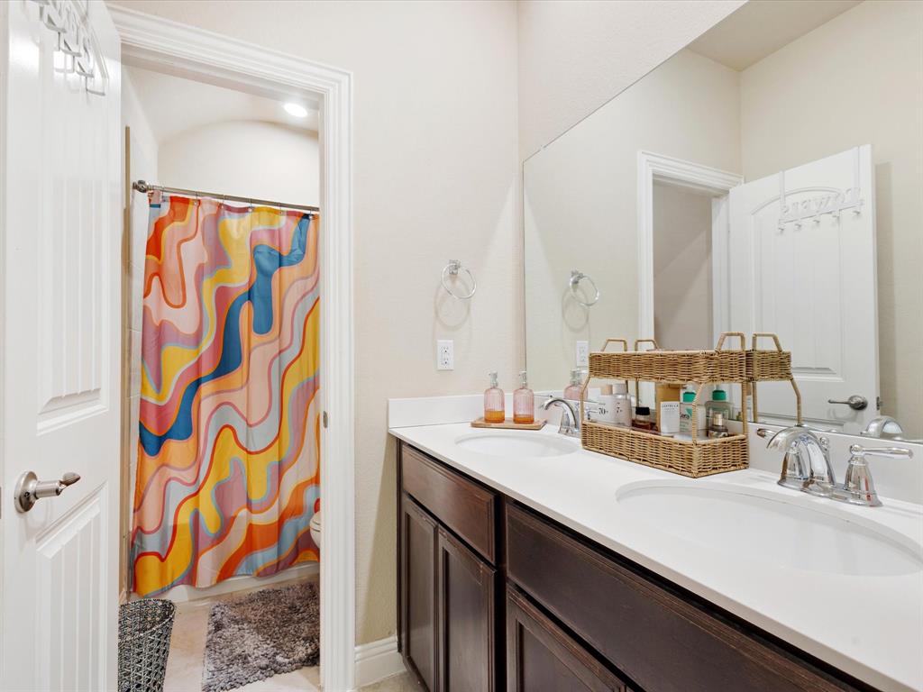 Woodridge Estates Ph - Residential