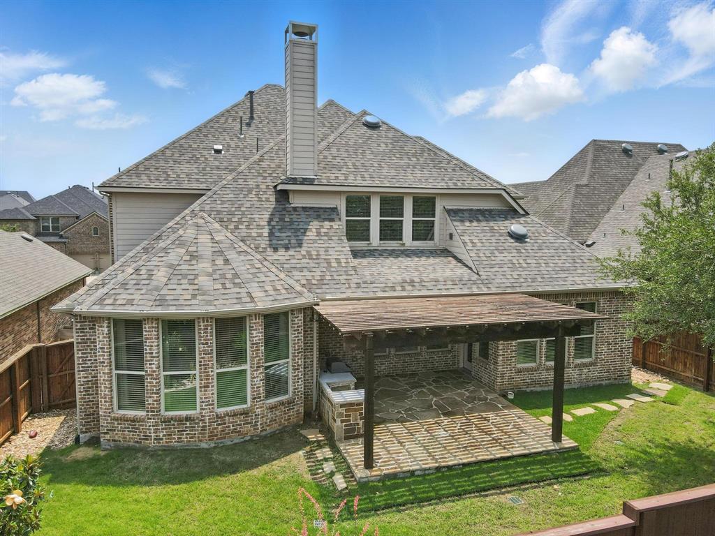 Lantana, Texas 76226, United States, 5 Bedrooms Bedrooms, ,4 BathroomsBathrooms,Residential,Pending,136101