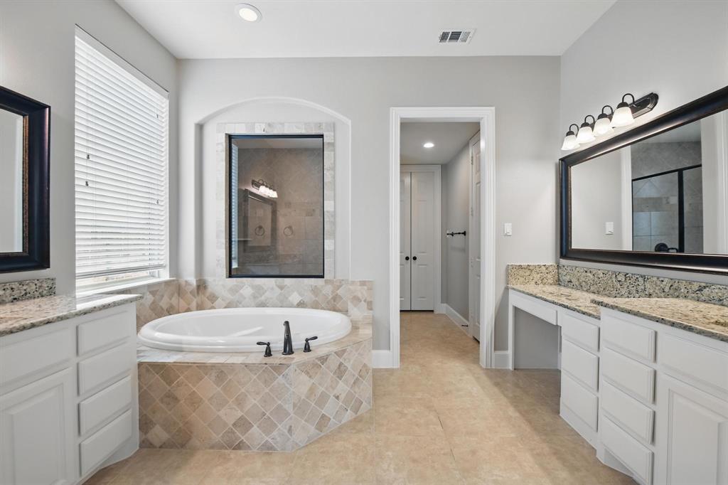 Lantana, Texas 76226, United States, 5 Bedrooms Bedrooms, ,4 BathroomsBathrooms,Residential,Pending,136101