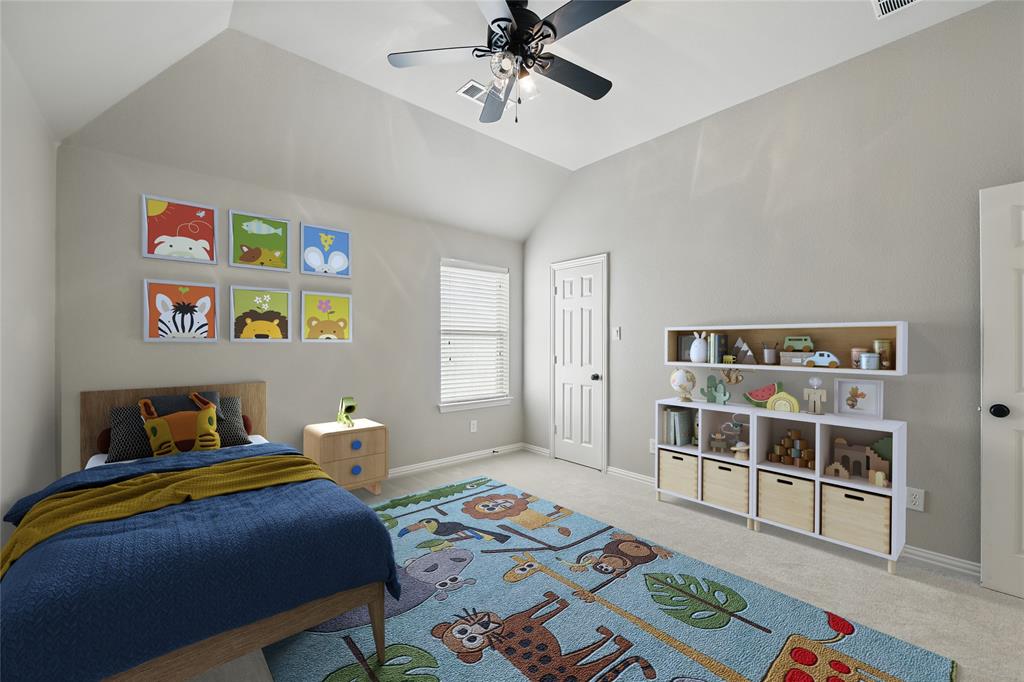 Lantana, Texas 76226, United States, 5 Bedrooms Bedrooms, ,4 BathroomsBathrooms,Residential,Pending,136101