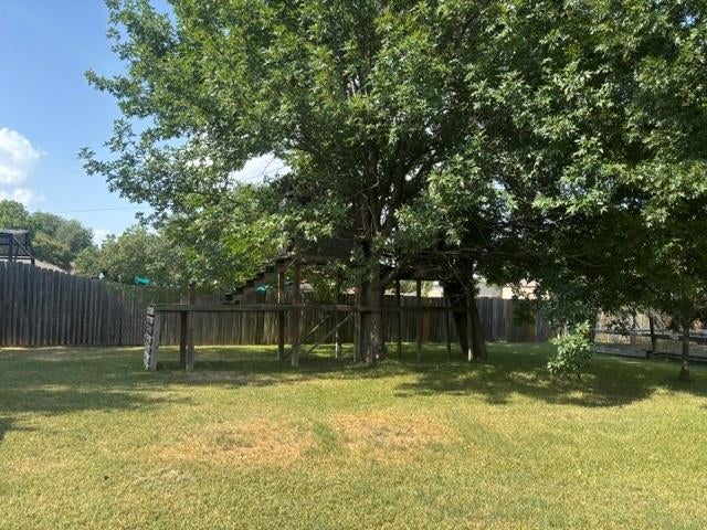 1107 W Sharpshire Drive