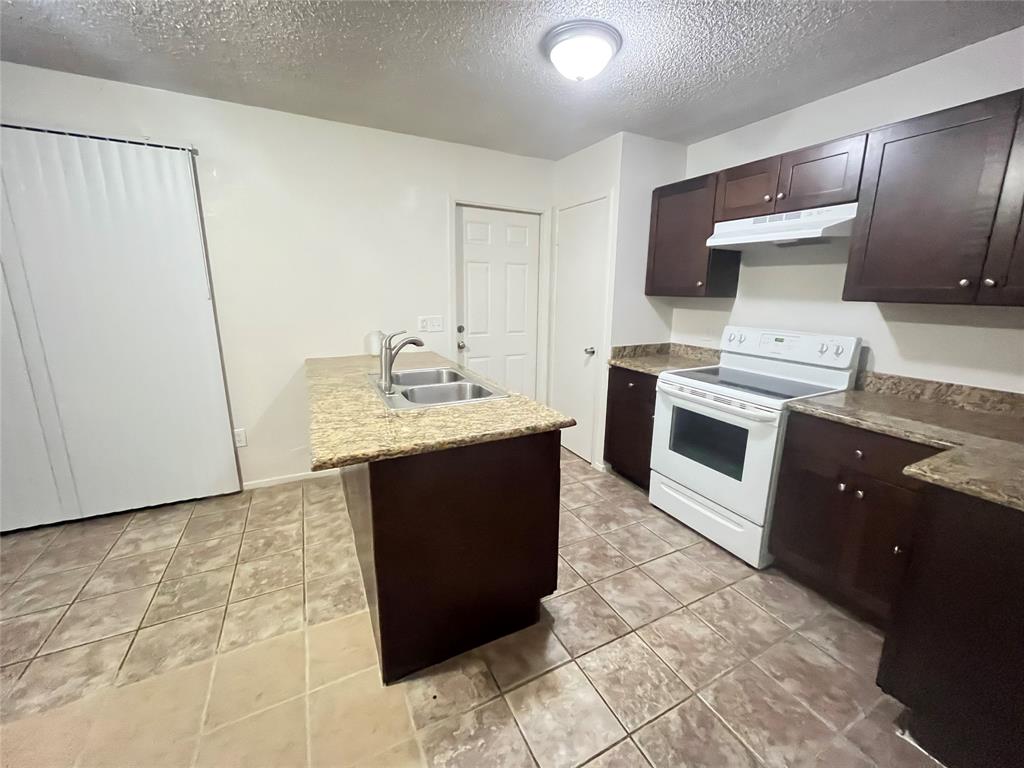 J Watkins - Residential Lease