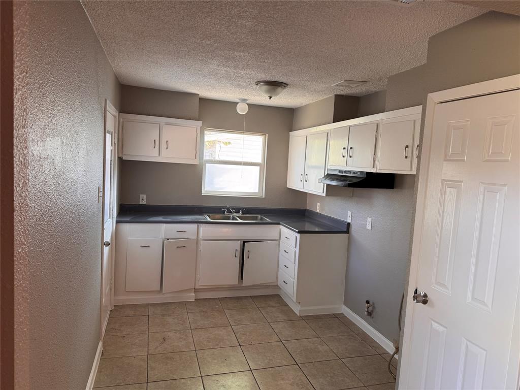 RIDGE TERRACE ADDITION - Residential Lease