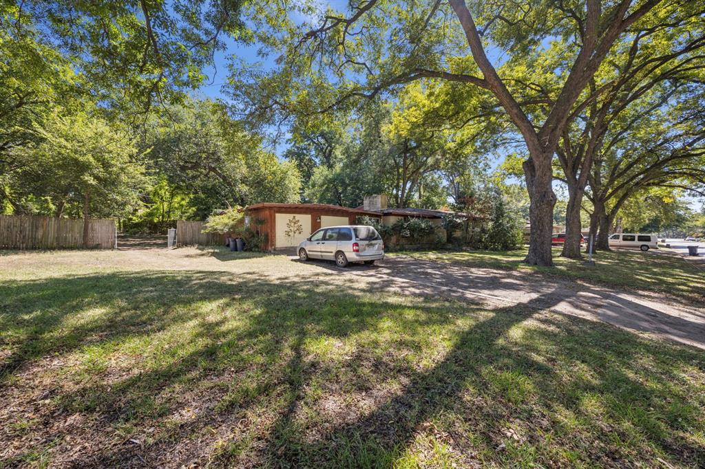 2856 Mimosa Park Drive