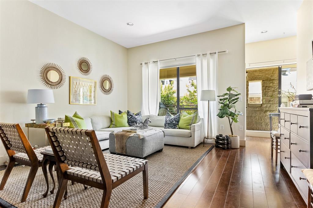 Fortyone11 Twnhms - Residential Lease