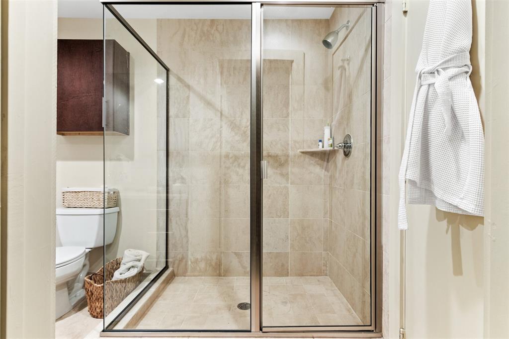 Fortyone11 Twnhms - Residential Lease