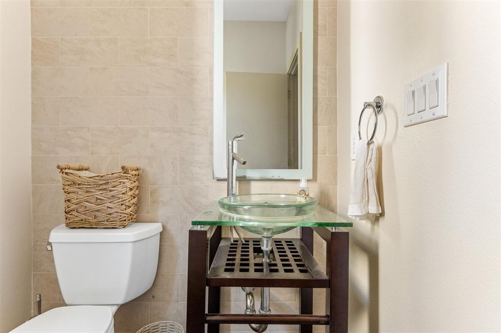 Fortyone11 Twnhms - Residential Lease