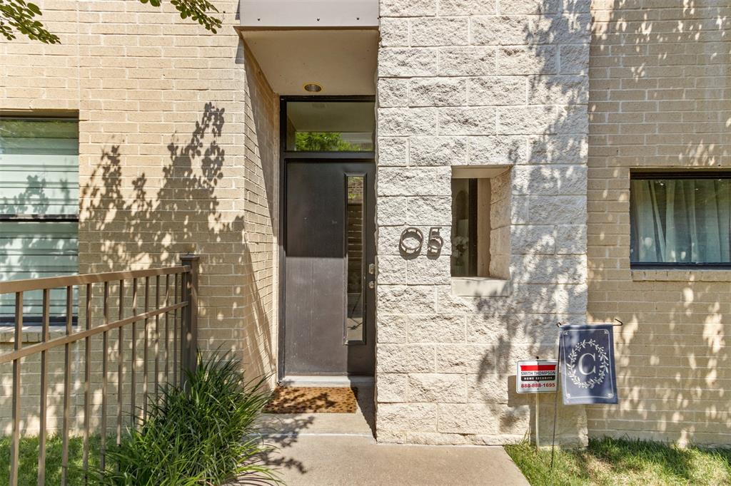 Fortyone11 Twnhms - Residential Lease