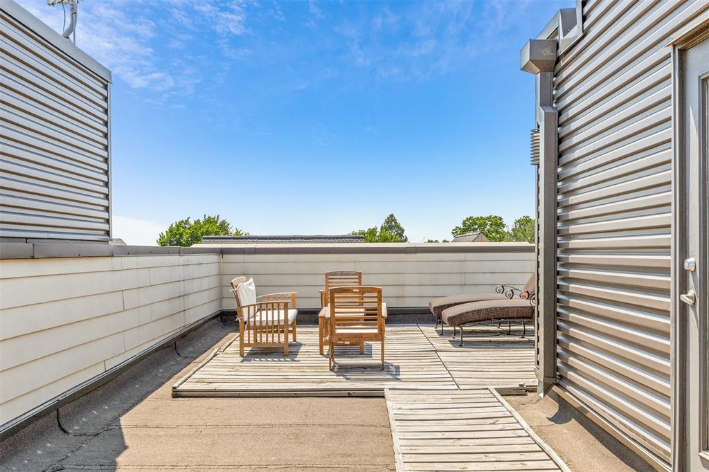 Fortyone11 Twnhms - Residential Lease