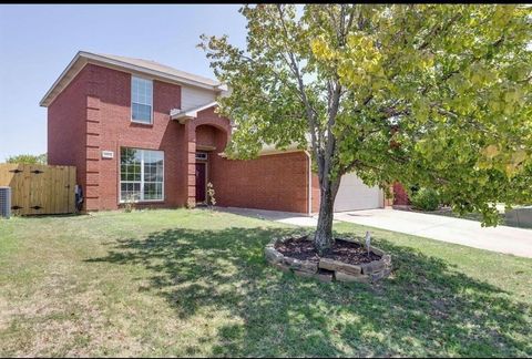 2400 Rushing Springs Fort Worth TX 76118
