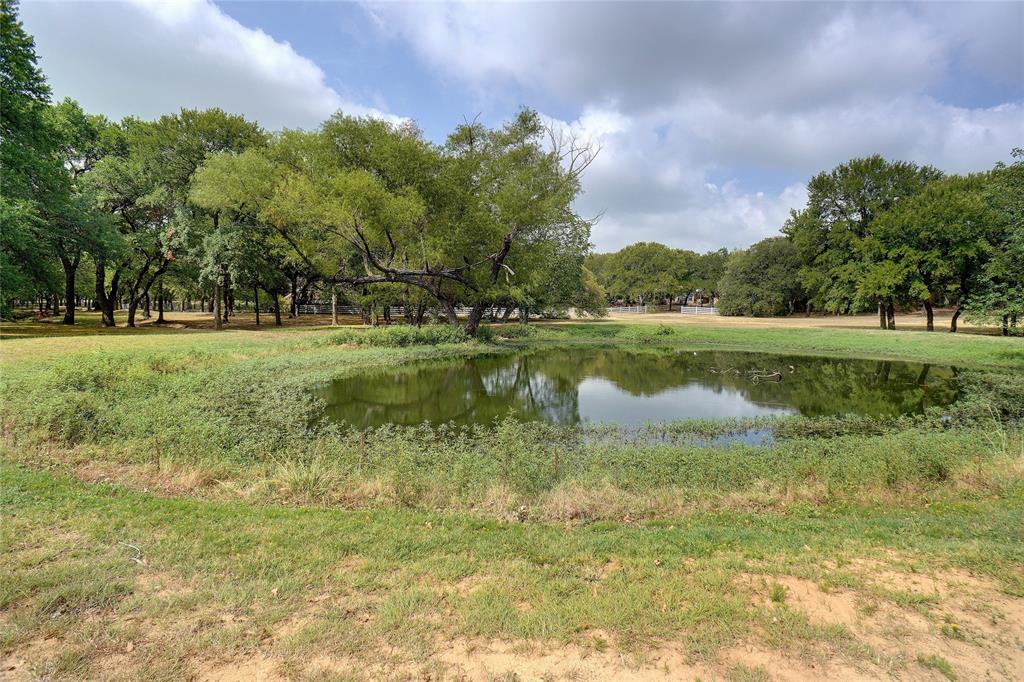 310 Glade Road W