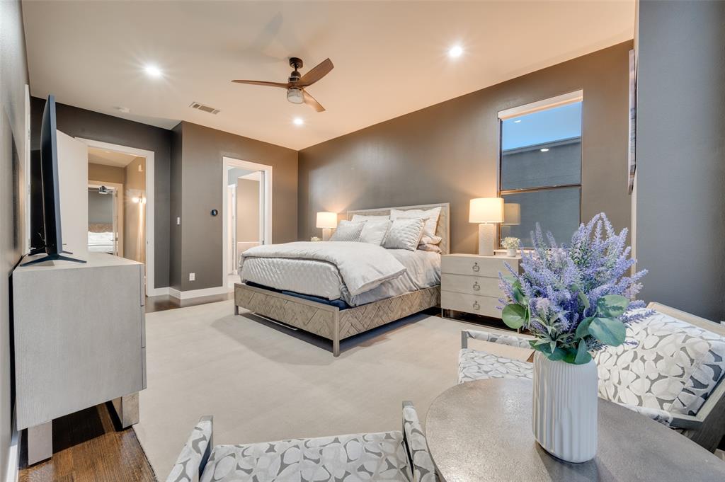 Collins Oak Lawn Place - Residential