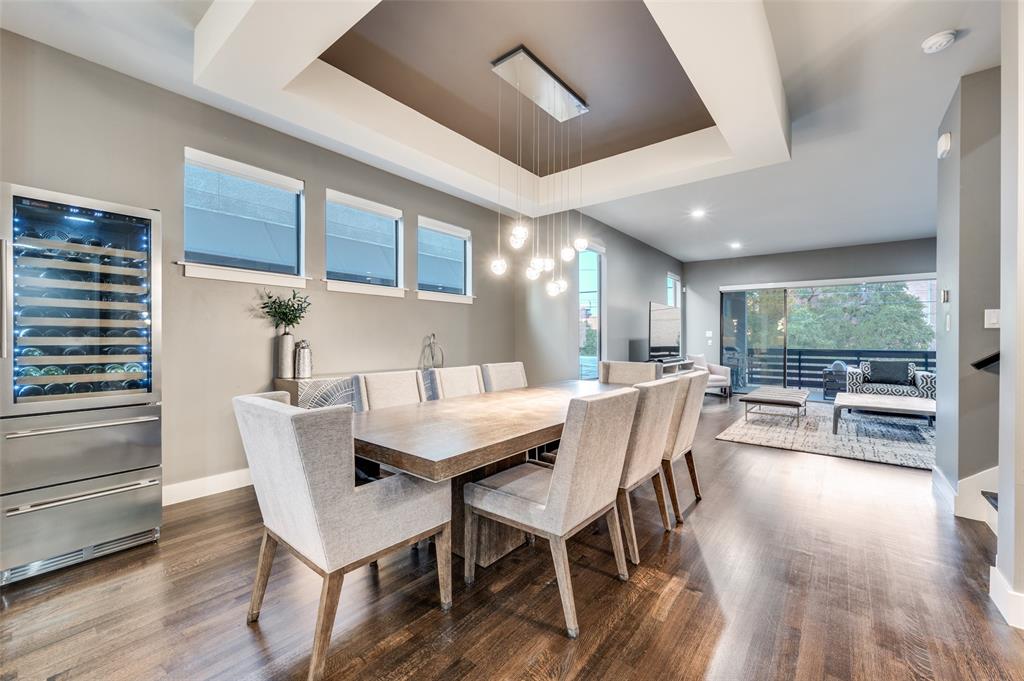 Collins Oak Lawn Place - Residential