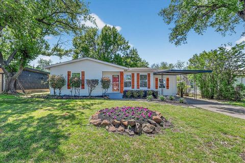 Photo of 6628 Onyx Drive N, North Richland Hills, TX 76180 (MLS # 21229754)