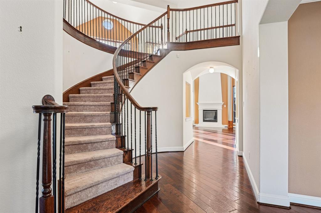 6935 Sea Harbor Drive