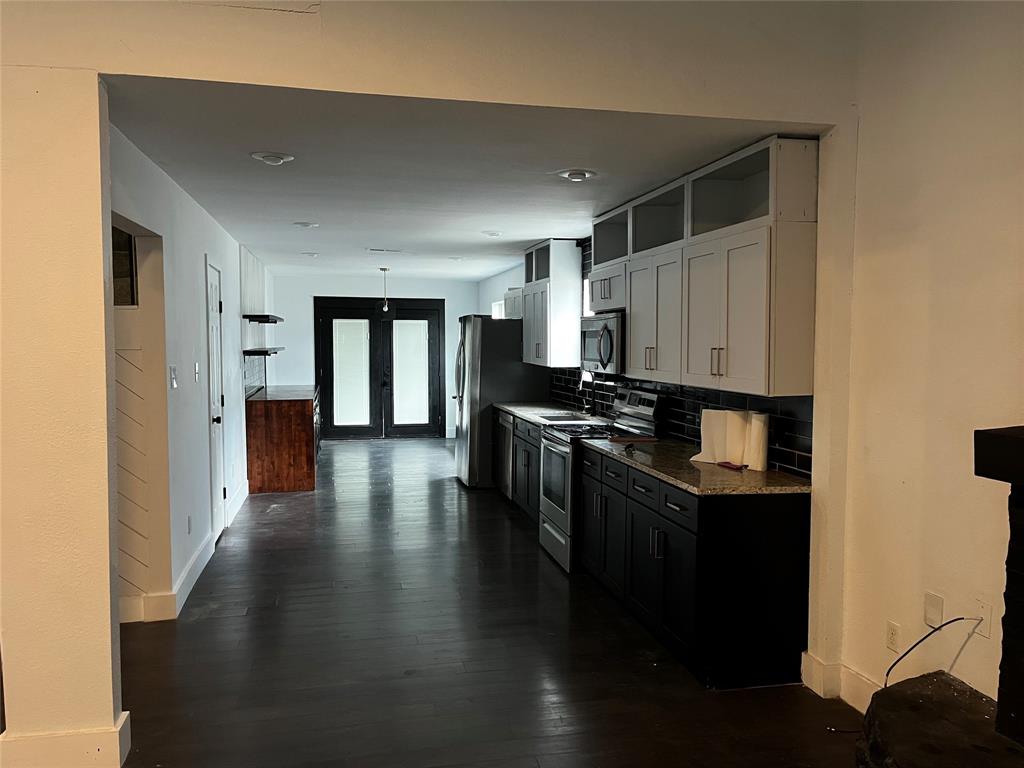 Forest Hills 09 - Residential