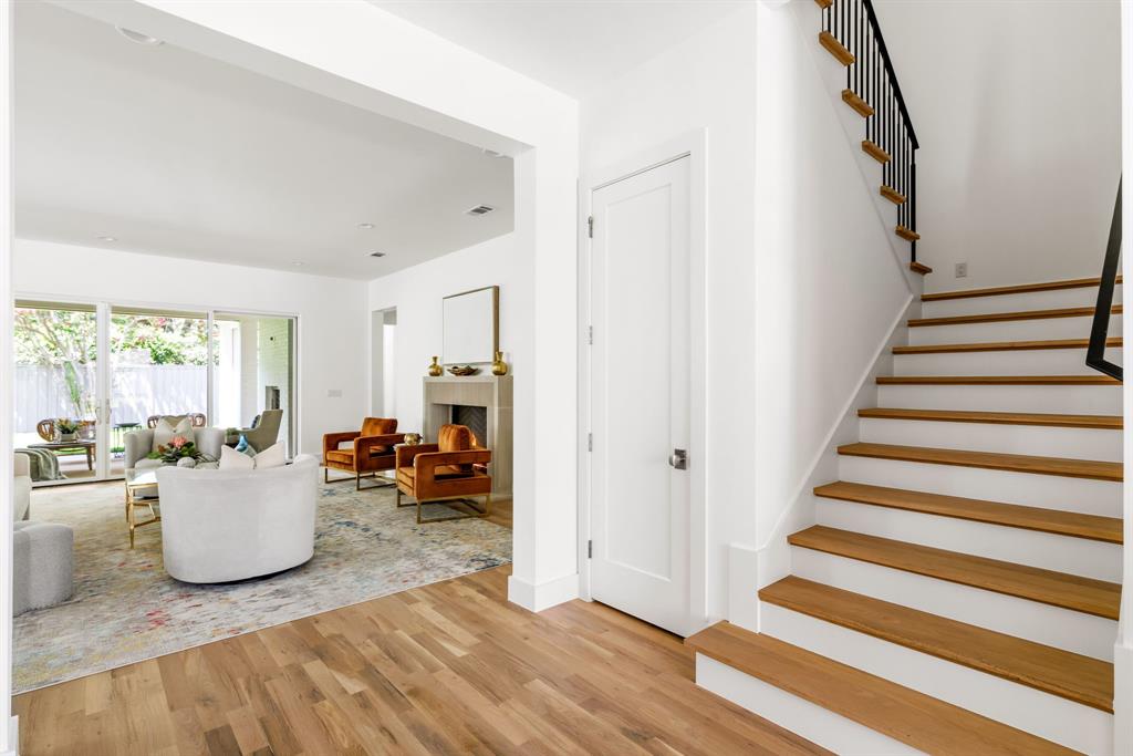 3639 Norcross Lane