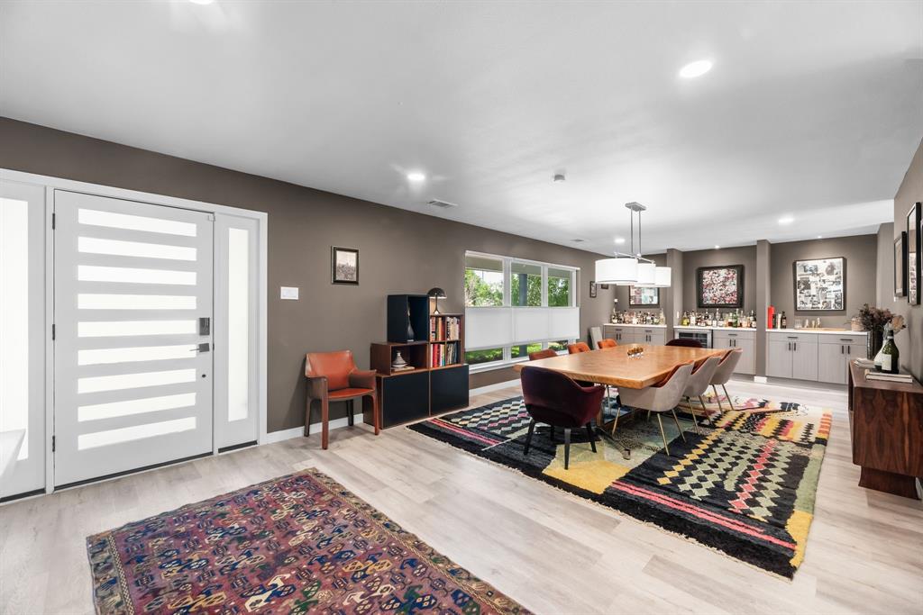 9918 Ila Drive