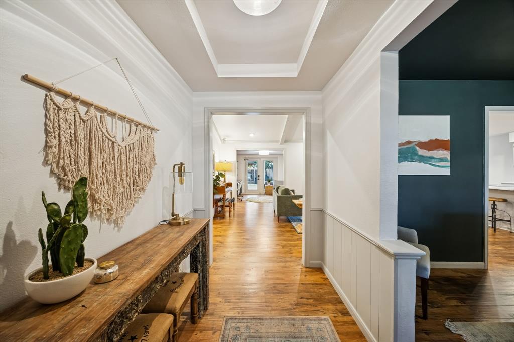 2704 Hunters Creek Drive