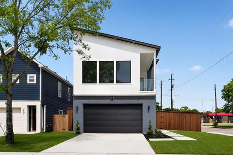 Photo of 2633 Peabody Avenue, Dallas, TX 75215 (MLS # 21275483)