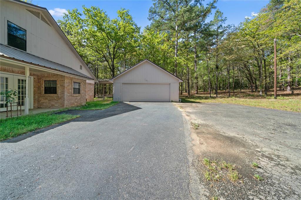 1330 Private Road 7905
