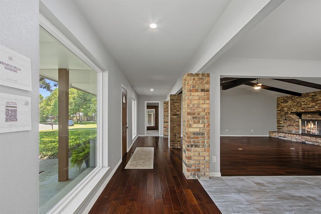 2616 Pin Oak Lane
