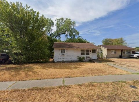 A home in Grand Prairie