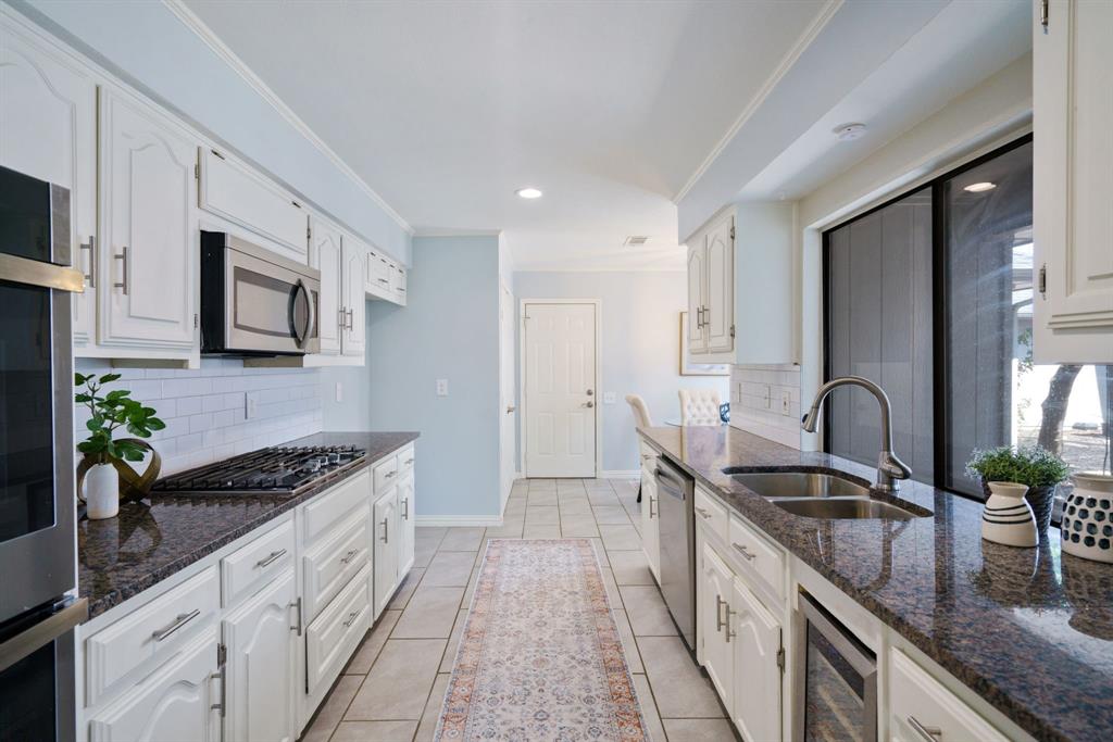 3825 Saddlehead Drive