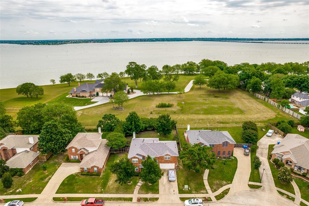 Champion Lakes - Residential