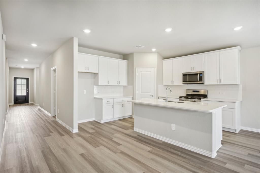 937 Lily Lane