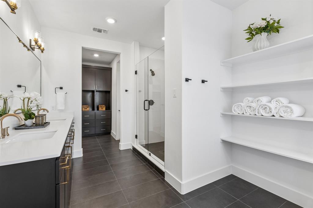 Grbk Bluffview Add - Residential