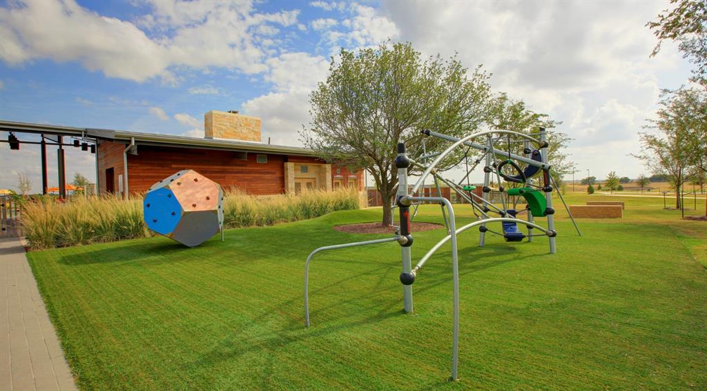 WINDSONG RANCH 71s - Residential