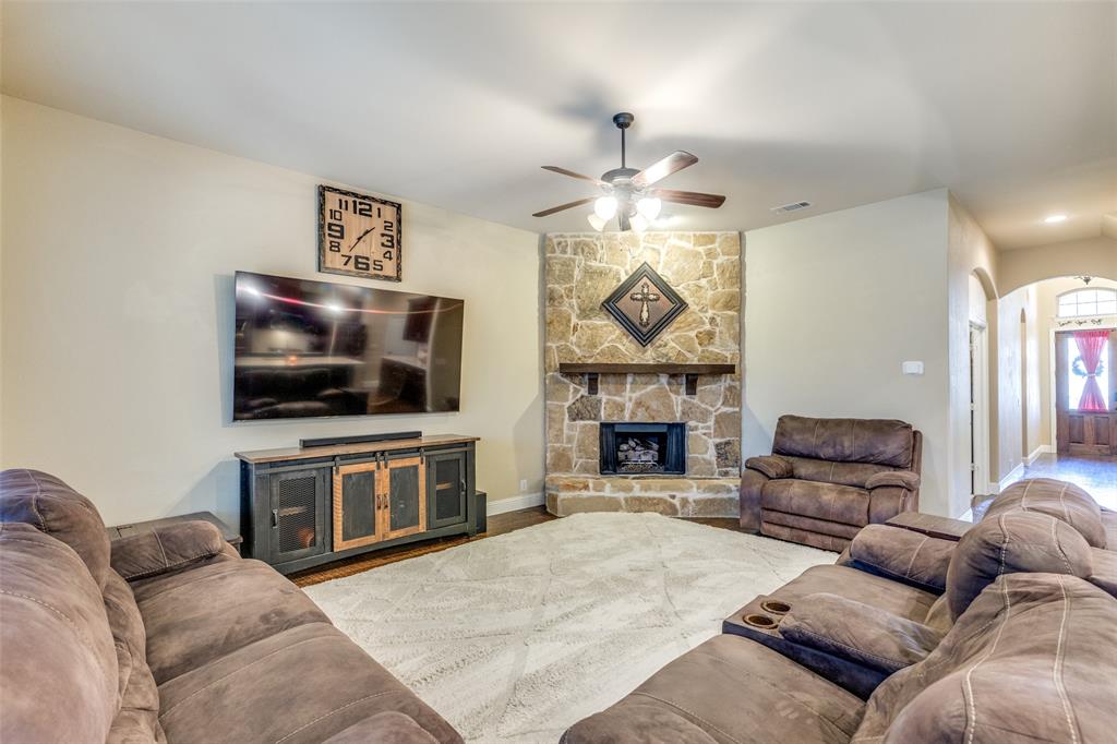 4303 Mimosa Drive