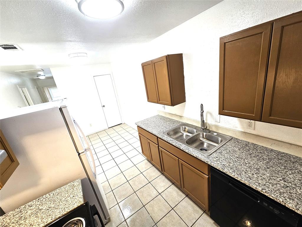 Polytechnic Heights Add - Residential Lease