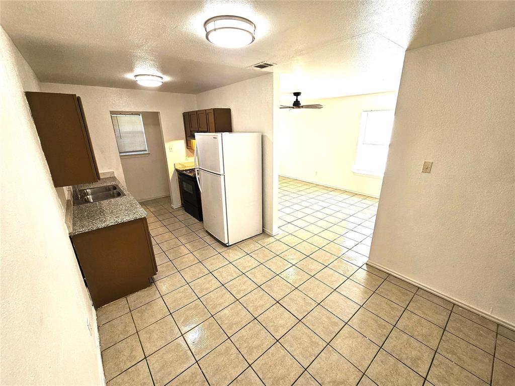 Polytechnic Heights Add - Residential Lease