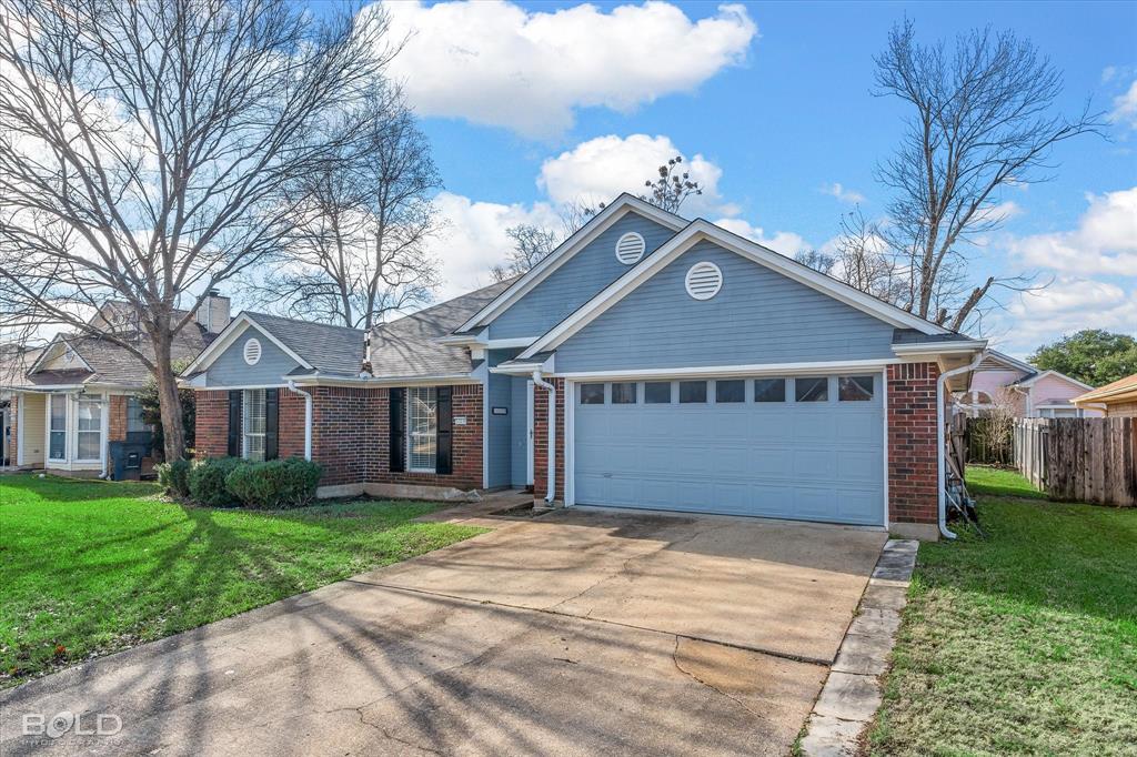 Bossier City, Louisiana 71112, United States, 3 Bedrooms Bedrooms, ,2 BathroomsBathrooms,Residential,Contingent,23896