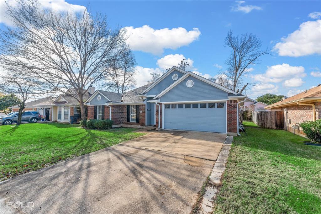 Bossier City, Louisiana 71112, United States, 3 Bedrooms Bedrooms, ,2 BathroomsBathrooms,Residential,Contingent,23896