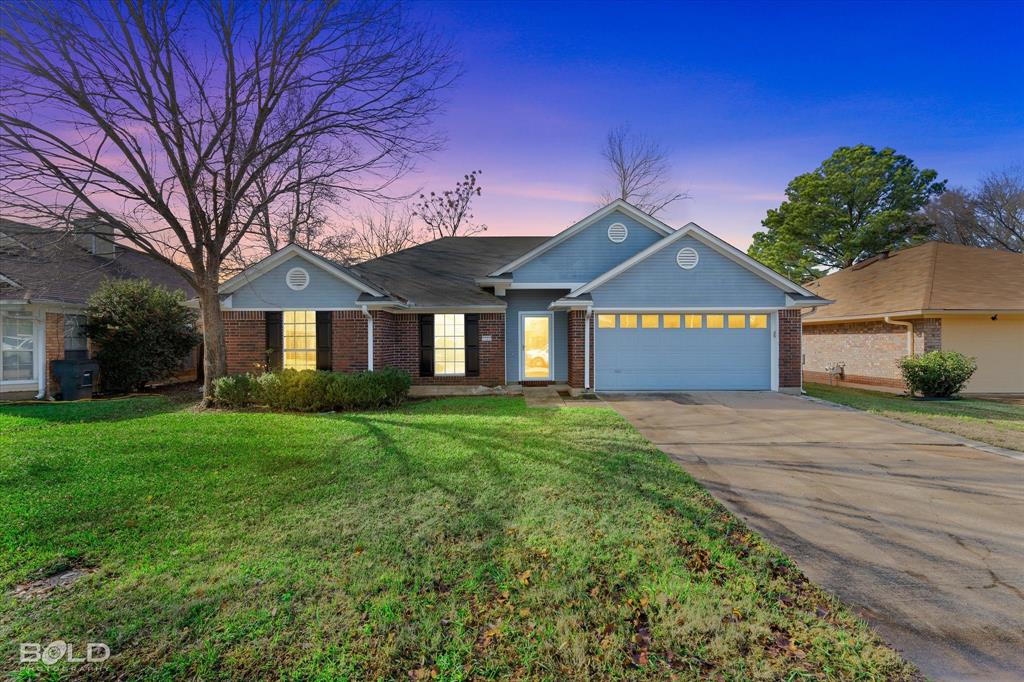 Bossier City, Louisiana 71112, United States, 3 Bedrooms Bedrooms, ,2 BathroomsBathrooms,Residential,Contingent,23896